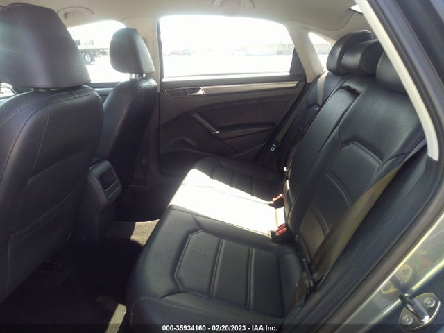1VWDT7A31HC056644 Volkswagen Passat R-line W/comfort Pkg