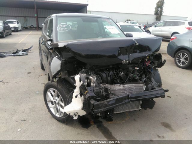 KNDJ23AU8L7027136 KIA SOUL LX