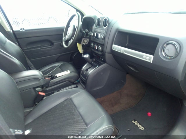 1C4NJCBA1FD329236 Jeep Compass Altitude Edition