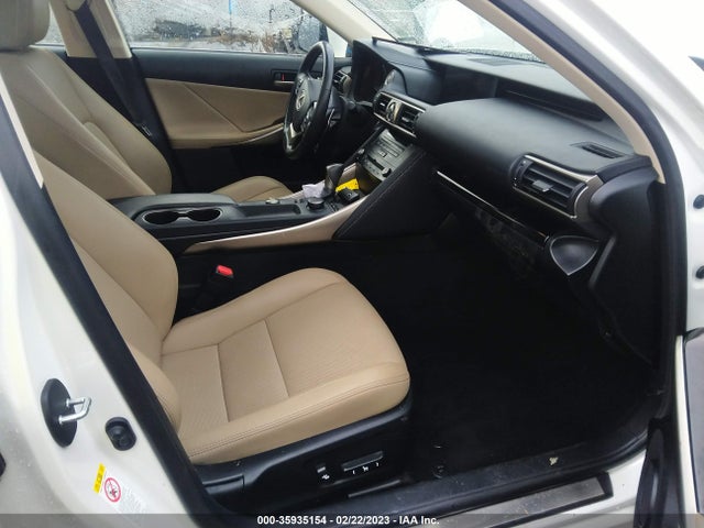 2017 Lexus IS, VIN: JTHBA1D27H5052746