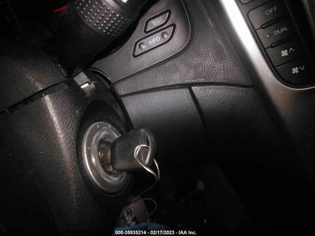 Acura TL 2004 19UUA66264A045553 Image 3