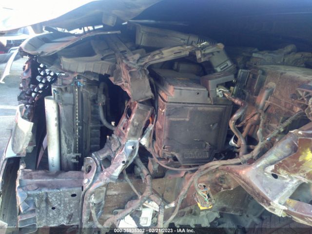 5XYPG4A34KG530754 KIA SORENTO LX