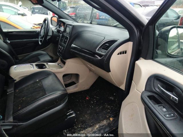 2C4RDGCG5KR718147 Dodge Grand Caravan Sxt
