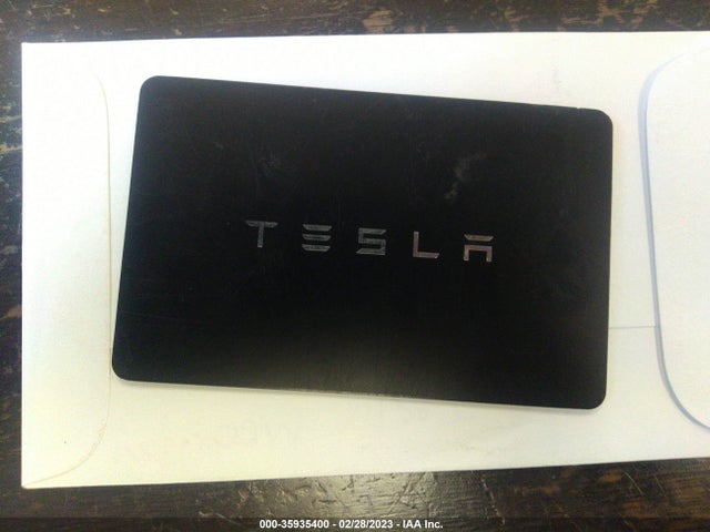 Tesla Model Y Performance 2022 7SAYGDEF2NF561007 Image 3