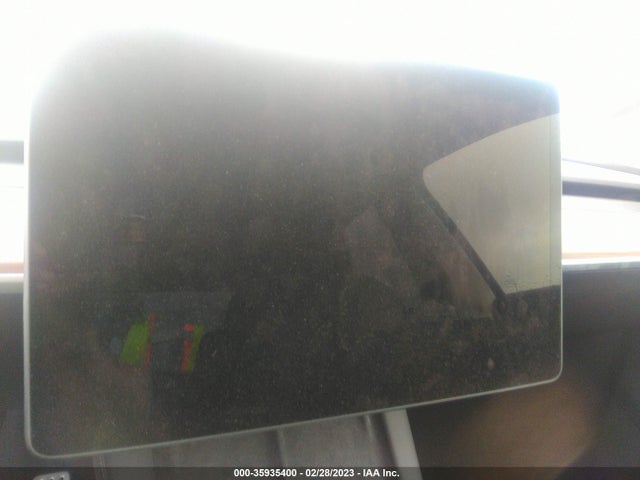 Tesla Model Y Performance 2022 7SAYGDEF2NF561007 Image 9