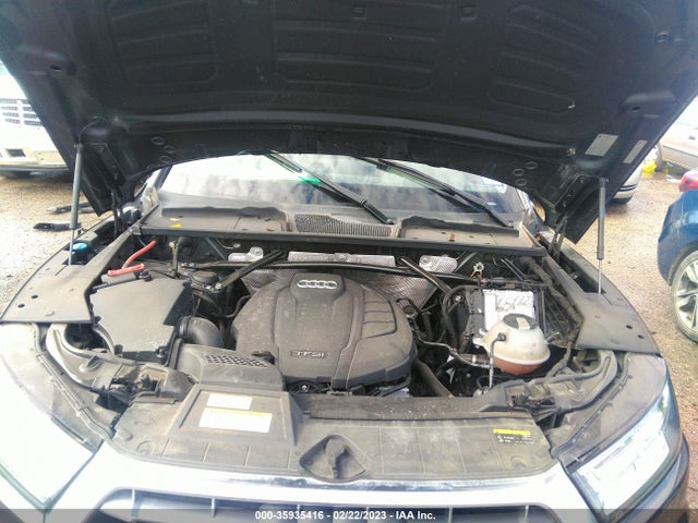 WA1BNAFY7J2166240 Audi Q5 Premium Plus