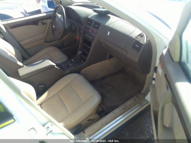 WDBHA23E6VF514201 Mercedes-Benz C-Class
