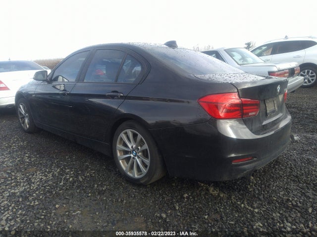 BMW 3 Series 320i 2016 WBA8E1G58GNT99147 Image 3