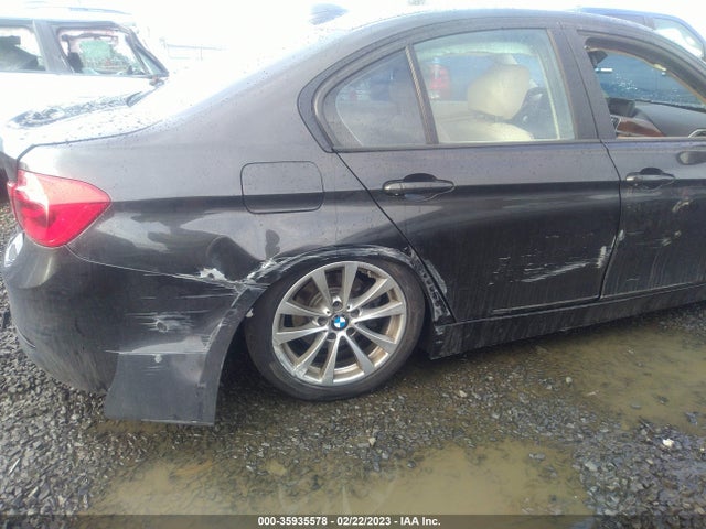 BMW 3 Series 320i 2016 WBA8E1G58GNT99147 Image 6