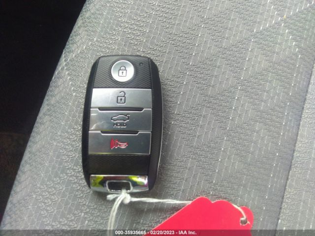 3KPA24AD9PE526684 KIA RIO S