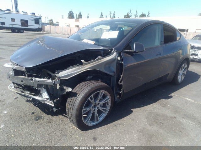 2021 TESLA MODEL Y STANDARD RANGE VIN: 5YJYGDED1MF109737