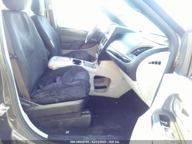 2C4RDGCG2KR744950 Dodge Grand Caravan Sxt