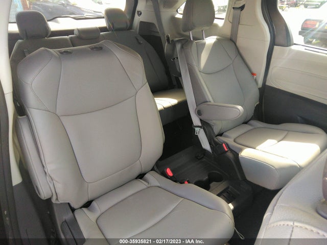 Toyota SIENNA XLE 2022 5TDJRKEC7NS103591 Image 8