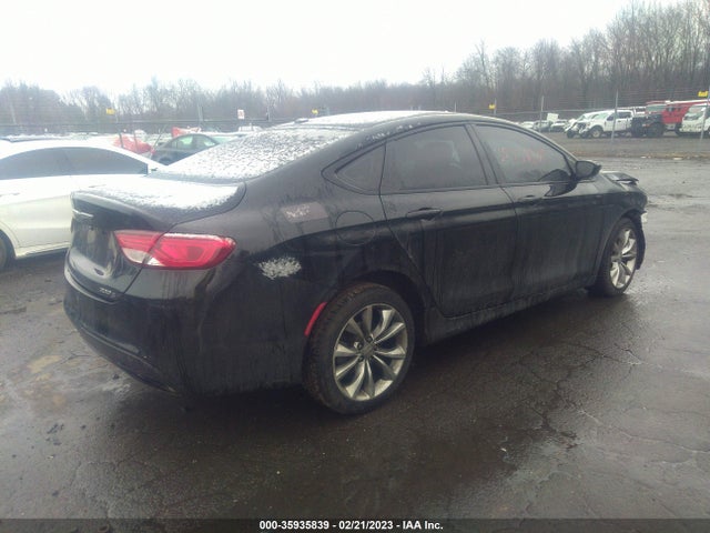 1C3CCCBBXFN612999 Chrysler 200 S