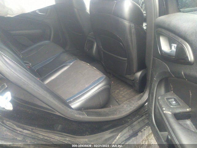 1C3CCCBBXFN612999 Chrysler 200 S