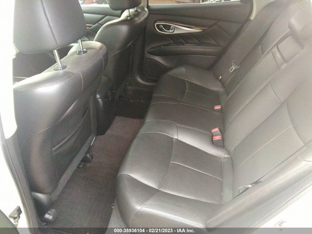 2018 Infiniti Q70, VIN: JN1BY1AP7JM180903
