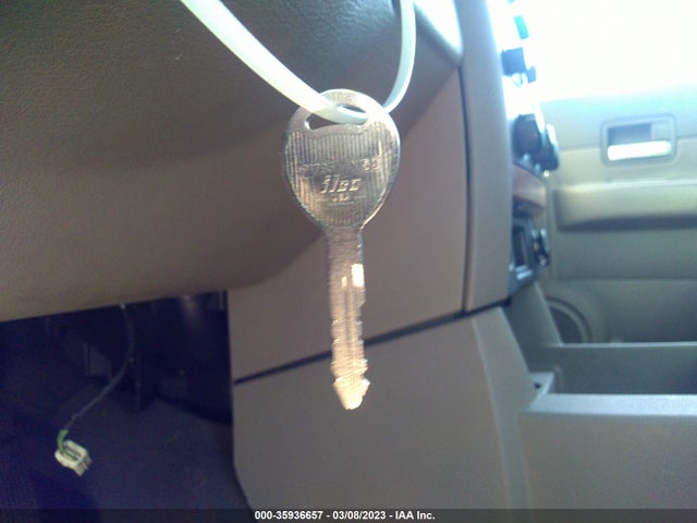 Dodge Durango Slt 2004 1D4HB48D54F209395 Image 3
