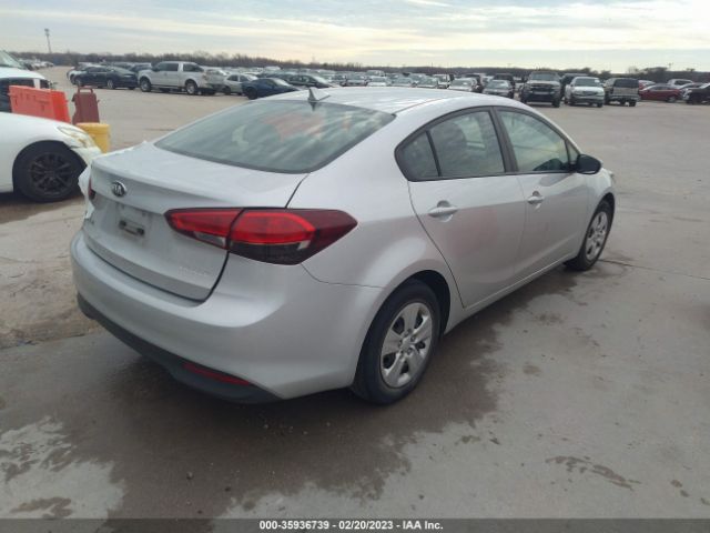 3KPFK4A75HE092457 KIA FORTE LX