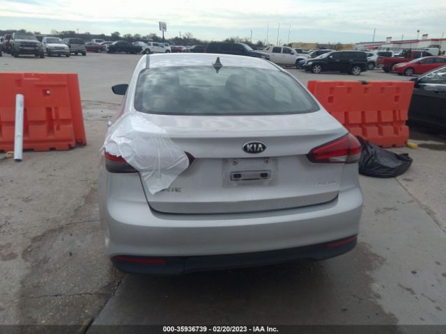3KPFK4A75HE092457 KIA FORTE LX