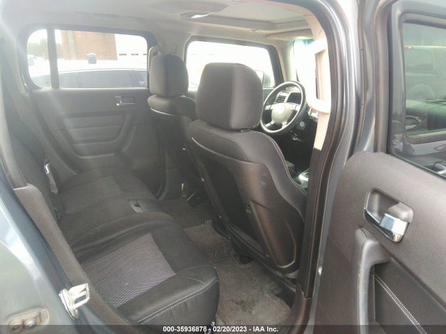 5GTEN13E788105743 Hummer H3