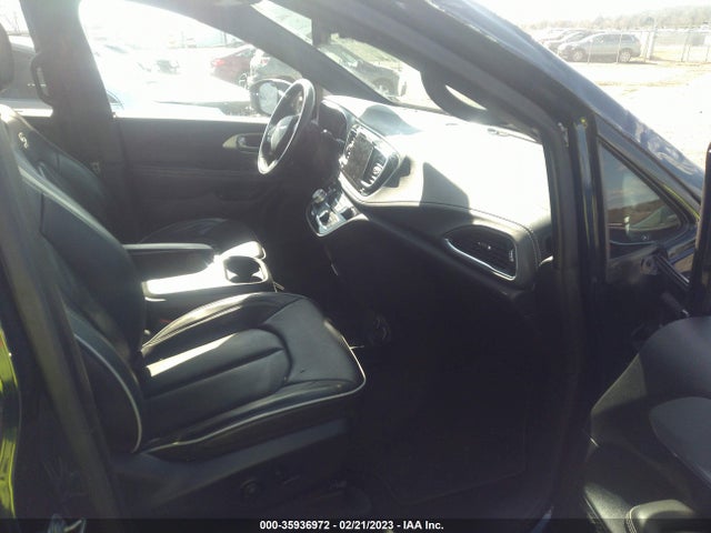 2020 Chrysler Pacifica Hybrid, VIN: 2C4RC1N75LR190365