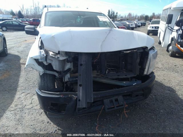 1N6AA1R77JN505381 Nissan TITAN S