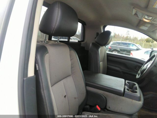 1N6AA1R77JN505381 Nissan TITAN S