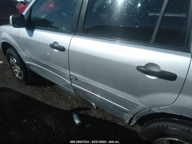 2004 HONDA PILOT EX VIN: 2HKYF18484H525069