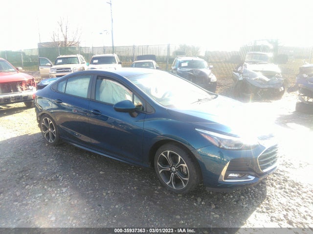 Chevrolet CRUZE LT 2019 1G1BE5SM3K7110468 Image 1