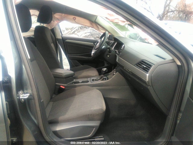 3VWC57BU9KM162004 Volkswagen Jetta S/se/r-line