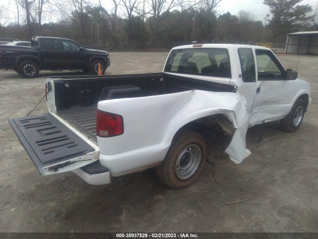2001 GMC SONOMA SL VIN: 1GTCS195018145201