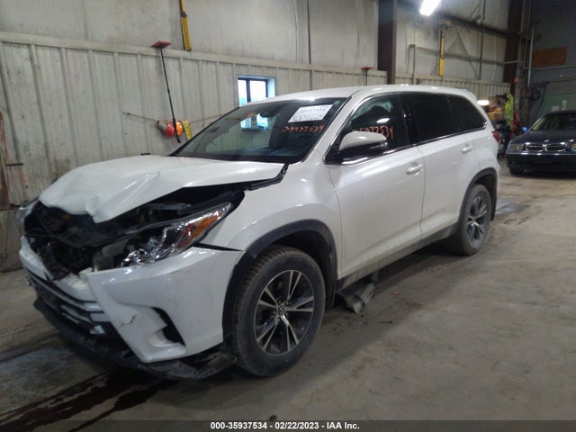 Toyota Highlander 2019 5TDBZRFH9KS932231 Image 2