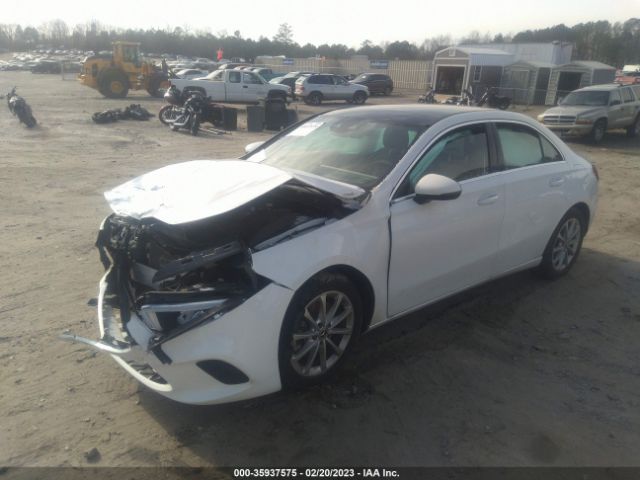 WDD3G4EB3KW001451 Mercedes-Benz A 220
