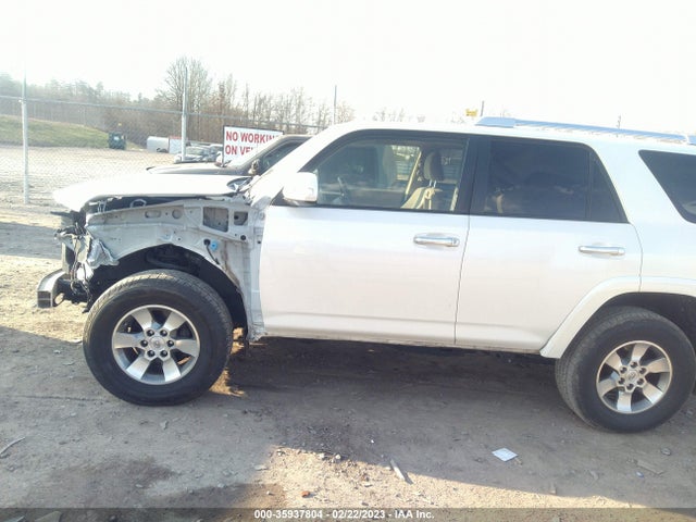 2013 Toyota 4runner Sr5/trail/limited მანქანა იყიდება აუქციონზე, vin: JTEBU5JR8D5139854, აუქციონის ნომერი: 35937804