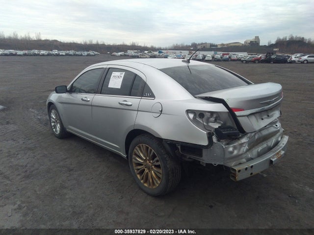 Chrysler 200 Limited 2011 1C3BC2FB5BN571823 Image 3