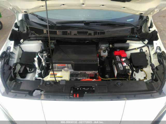 1N4AZ1CP8JC305177 Nissan Leaf Sl