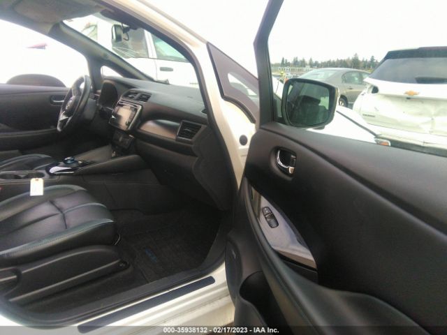 1N4AZ1CP8JC305177 Nissan Leaf Sl