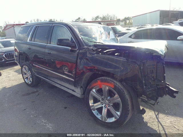 GMC YUKON DENALI 2017 1GKS1CKJ4HR354306 Image 1