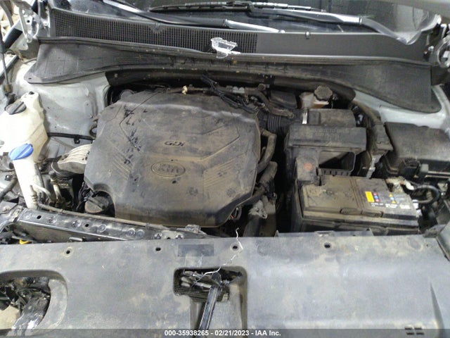 2019 KIA SORENTO LX V6 VIN: 5XYPGDA58KG480068