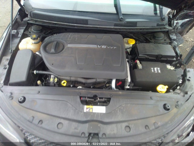 1C3CCCBG5GN146590 Chrysler 200 S