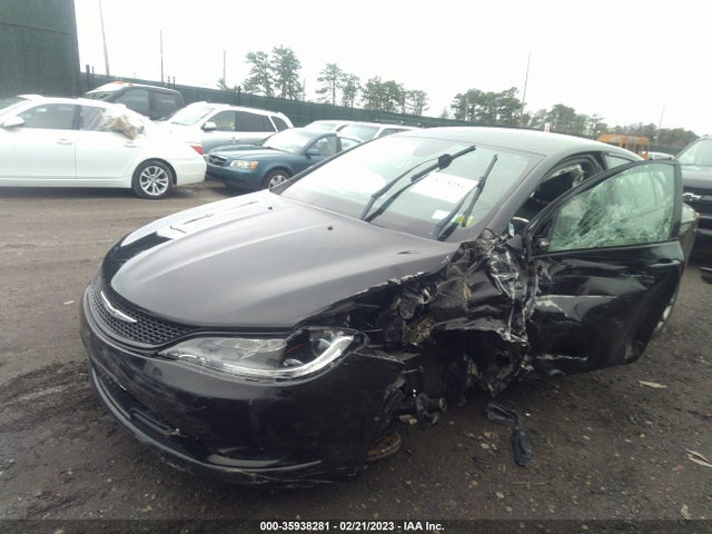 1C3CCCBG5GN146590 Chrysler 200 S