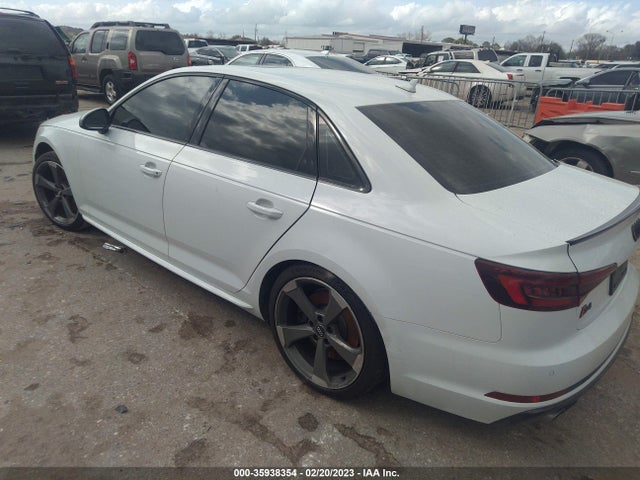 WAUB4AF46JA056515 Audi S4 Premium Plus