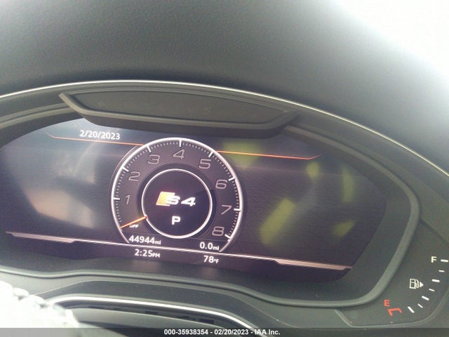 WAUB4AF46JA056515 Audi S4 Premium Plus