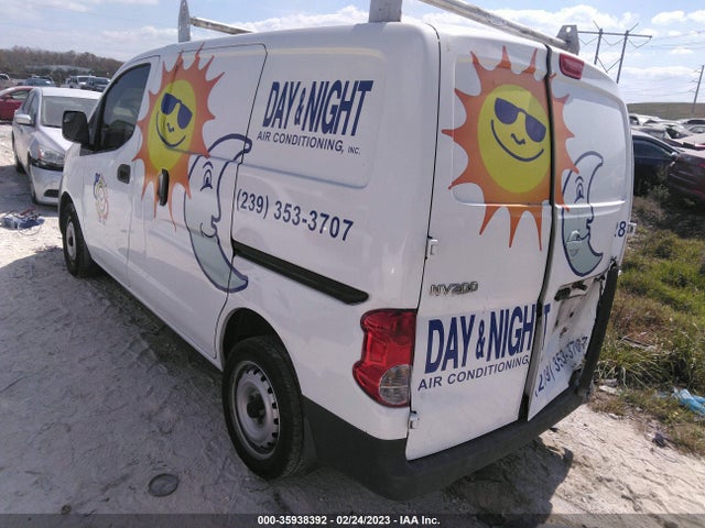 2015 Nissan NV 200, VIN: 3N6CM0KN4FK736030