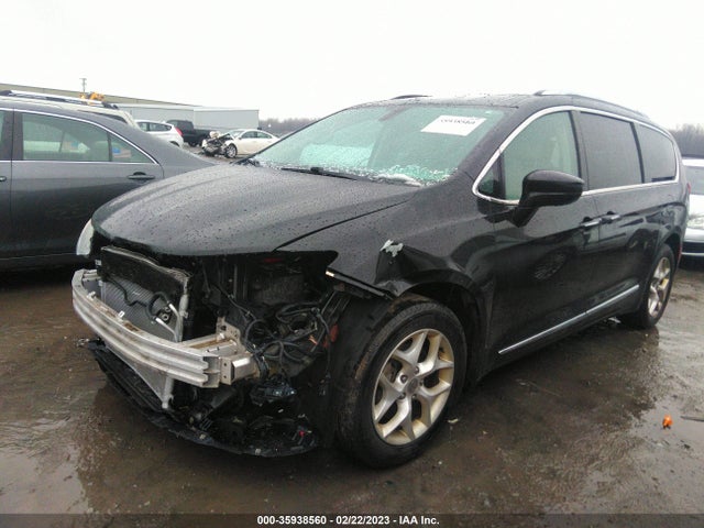2017 Chrysler Pacifica, VIN: 2C4RC1EG9HR513887