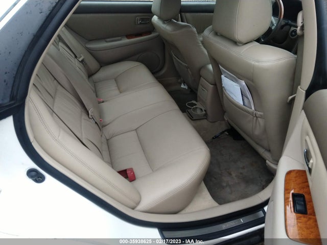 2001 LEXUS ES 300 VIN: JT8BF28G610318581