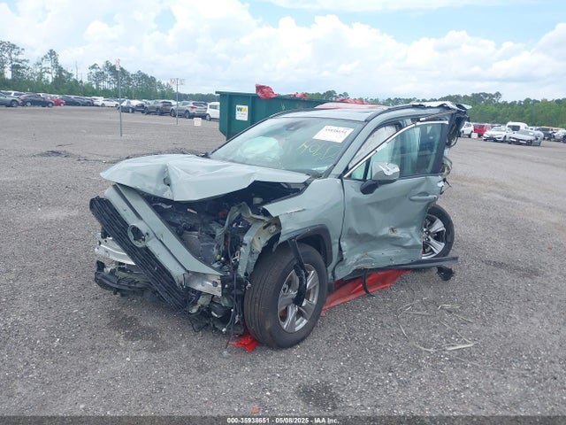 2T3P1RFV5NW280844 Toyota Rav4 Xle
