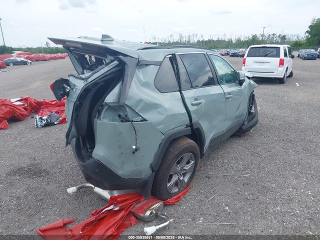 2T3P1RFV5NW280844 Toyota Rav4 Xle