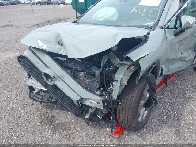 2T3P1RFV5NW280844 Toyota Rav4 Xle