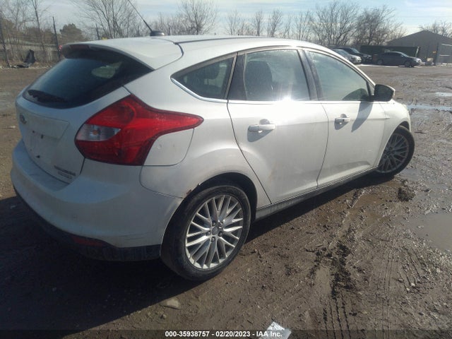 2013 FORD FOCUS TITANIUM VIN: 1FADP3N23DL346627